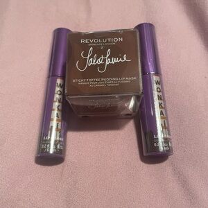 Revolution Wonka Lip Gloss and Lip Mask Set